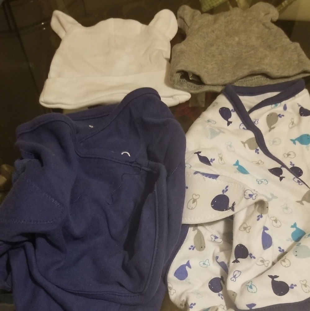 Small Swaddling wraps and caps